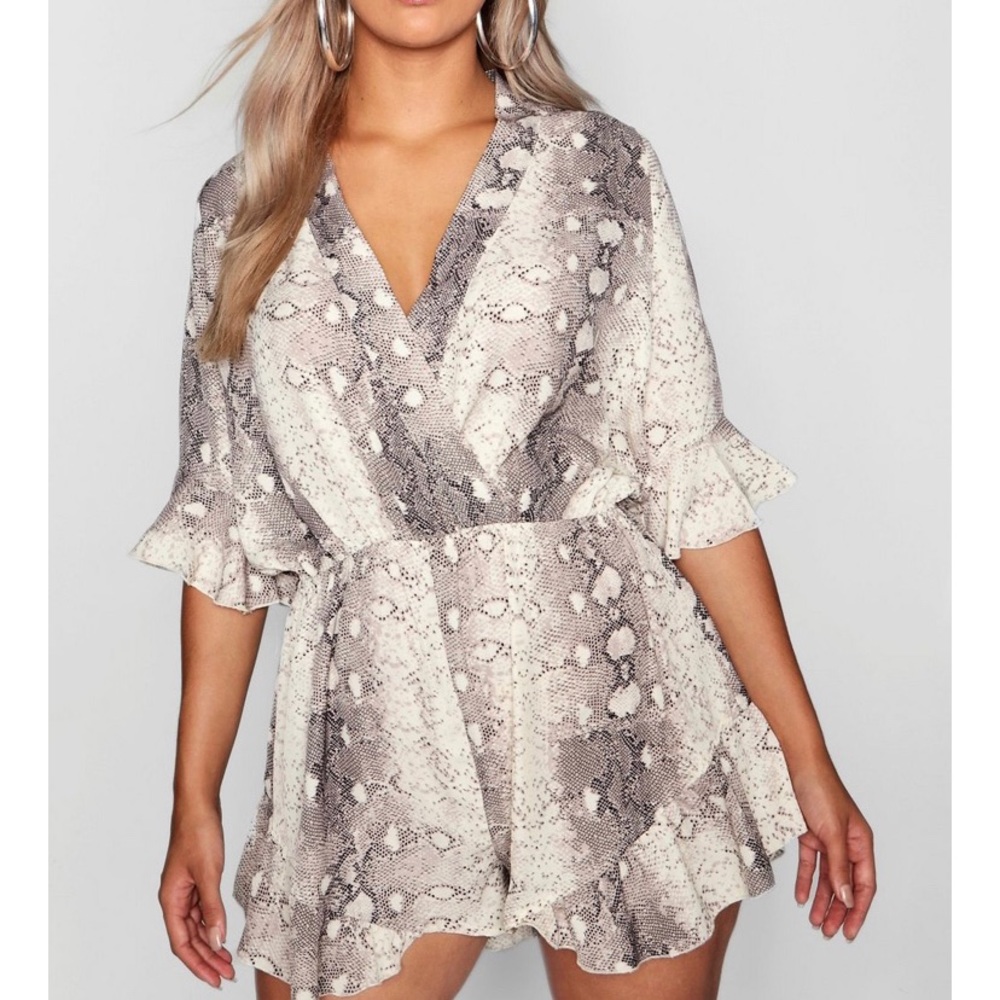 Boohoo Plus Romper